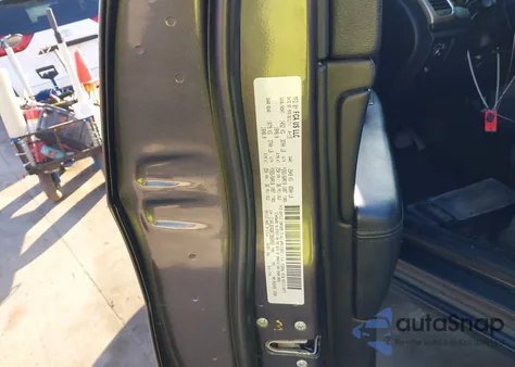 2015 Jeep Grand Cherokee Laredo из США, поврежденный, VIN 1C4RJEAG8FC856862